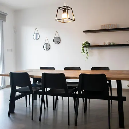 빌라 Koni 파포스